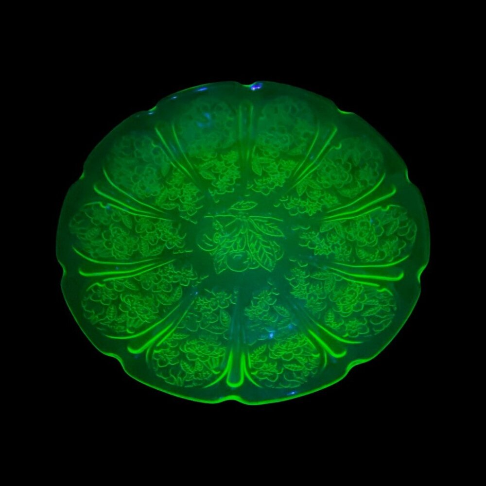 VTG Jeannette Uranium Depression Glass Cherry Blossom  7" Salad Plates-4 Lot